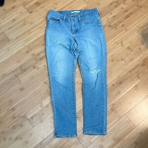 Levi Blue Distressed Jeans